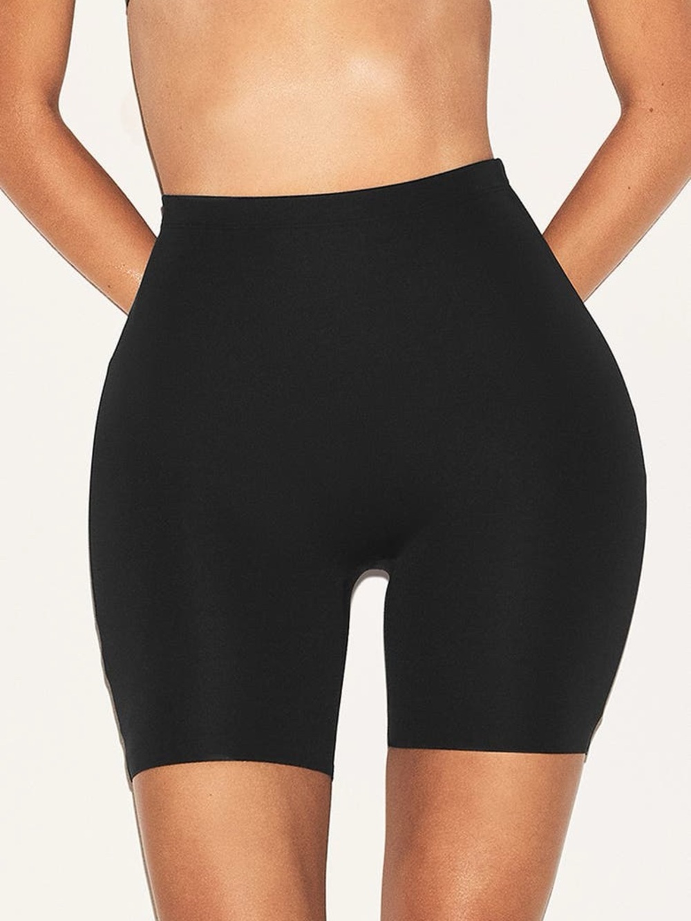 SKIMS Hip Enhancing Mid Thigh Padded Shorts